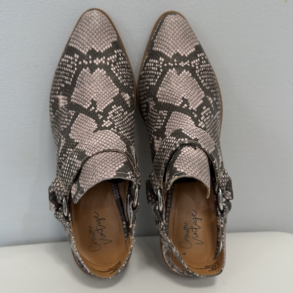 Women's Snakeskin Patterned pointed Toe sling back booties - Picture 3 of 7
